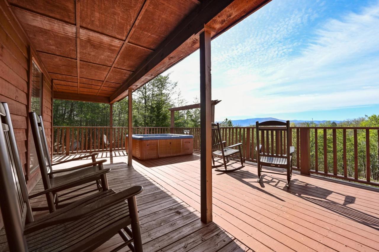 Private Mountain Cabin, Hot Tub Escape In The Smokies, With The View Sevierville Zewnętrze zdjęcie