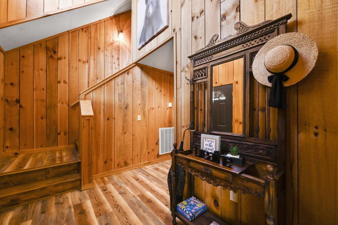 Private Mountain Cabin, Hot Tub Escape In The Smokies, With The View Sevierville Zewnętrze zdjęcie