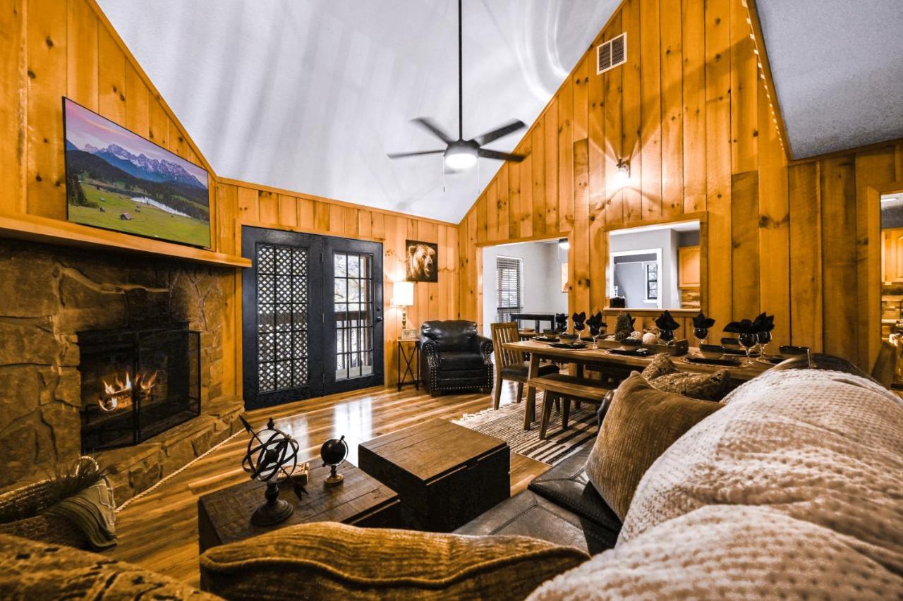 Private Mountain Cabin, Hot Tub Escape In The Smokies, With The View Sevierville Zewnętrze zdjęcie